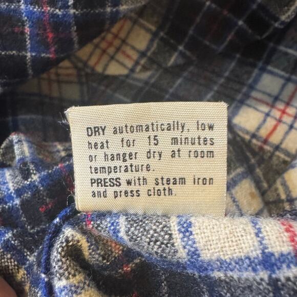 Vtg Pendleton The Original Board Shirt 100% Pure Wool Macrae Tartan Medium Shirt - Picture 10 of 10